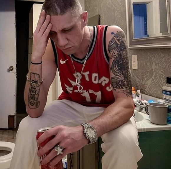 Meet your Posher, Christopher - Picture 1 of 1